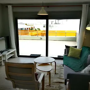 Spacious And Modern Downtown Appartement